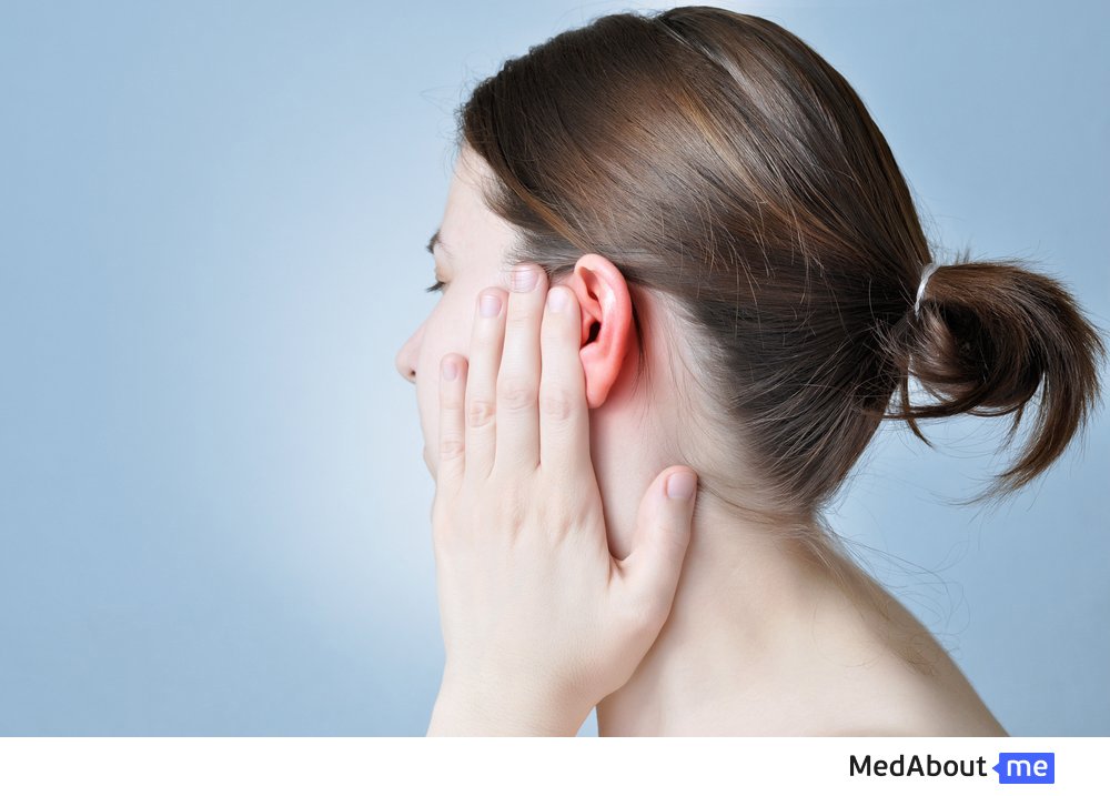 Заложенность уха, сопутствующие симптомы