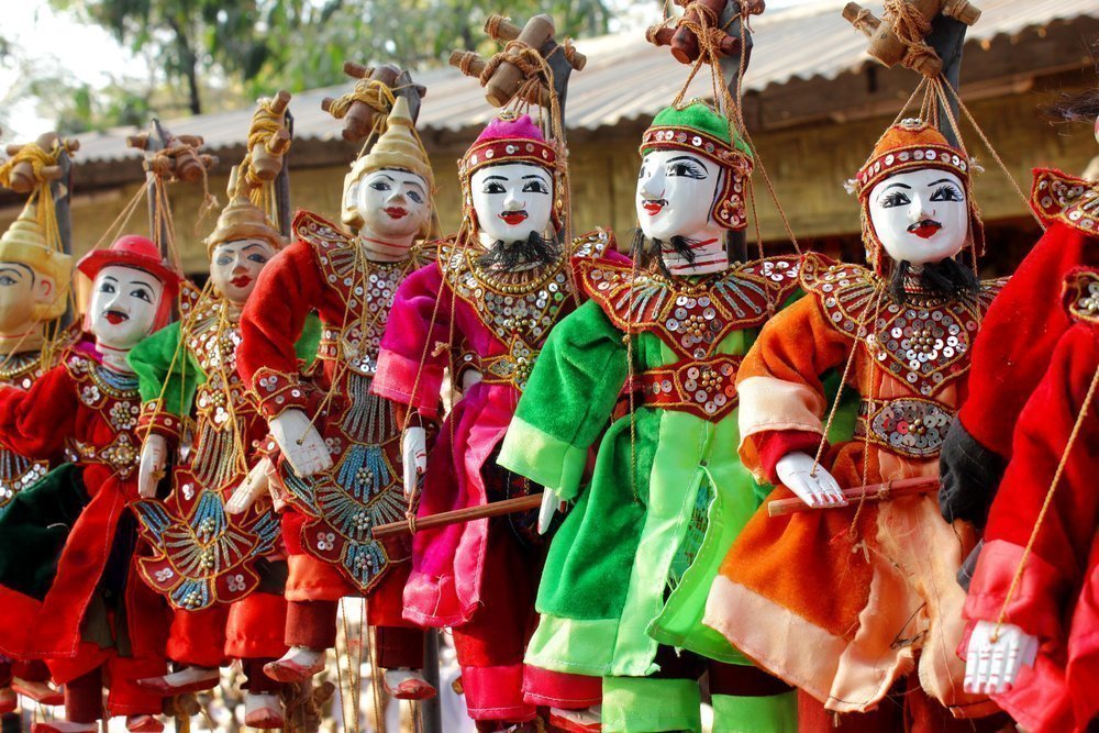 Куклы, кукольники и театр: история из глубины веков