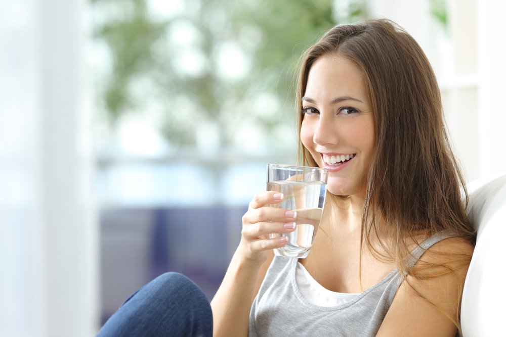 Пейте воду для профилактики патологий почек